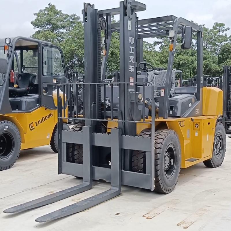 Customized Heavy Duty Forklift - огляд і ціна Heavy Equipment Useful Life